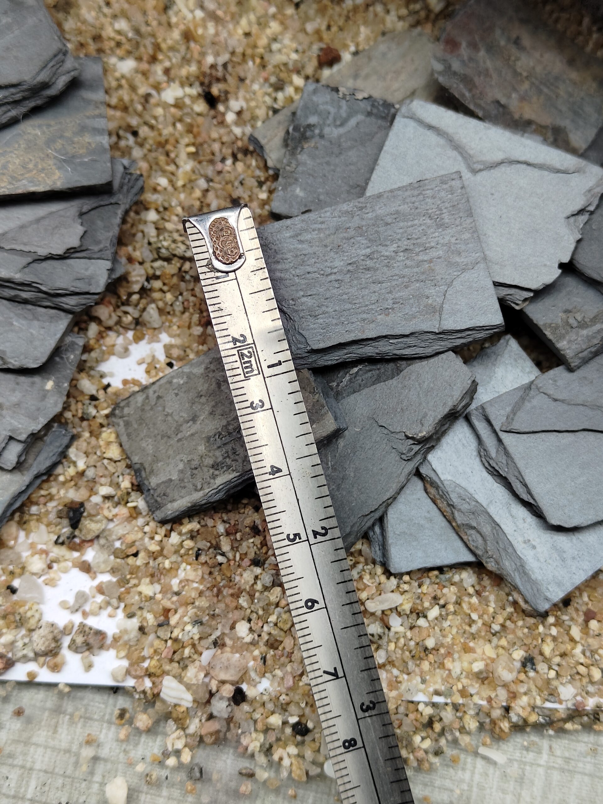 Flat Black Stones loose (10 pcs) - Image 5